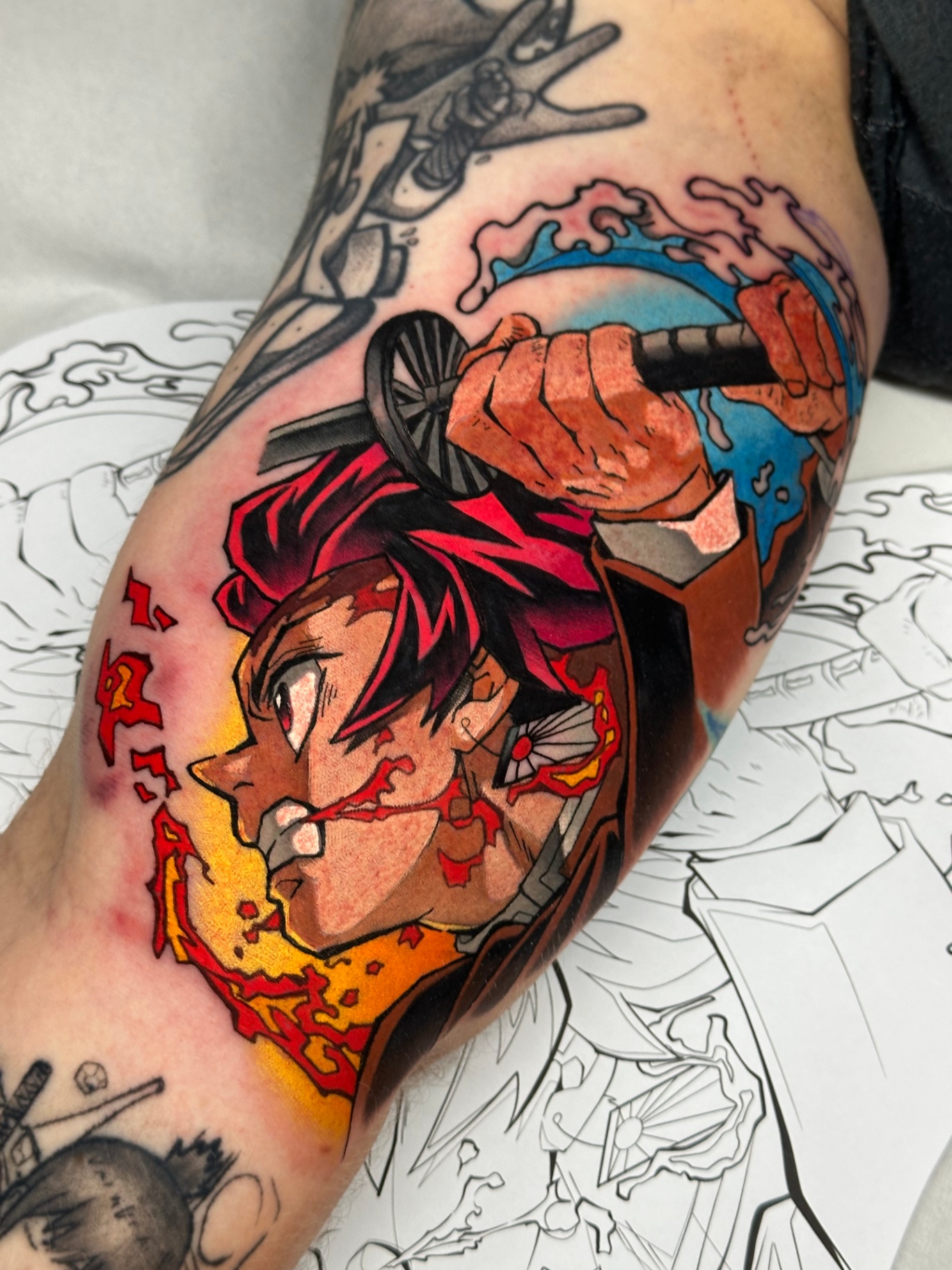 Tanjiro con katana - Demon Slayer